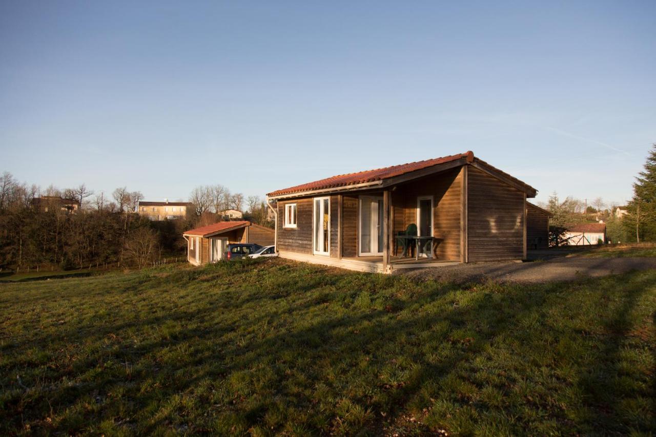 Les Chalets D Hermine Montredon-Labessonnié Exteriör bild