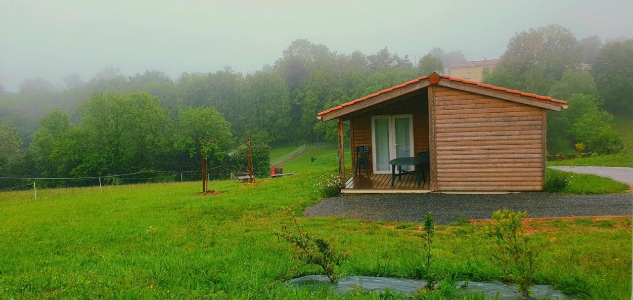 Les Chalets D Hermine Montredon-Labessonnié Exteriör bild