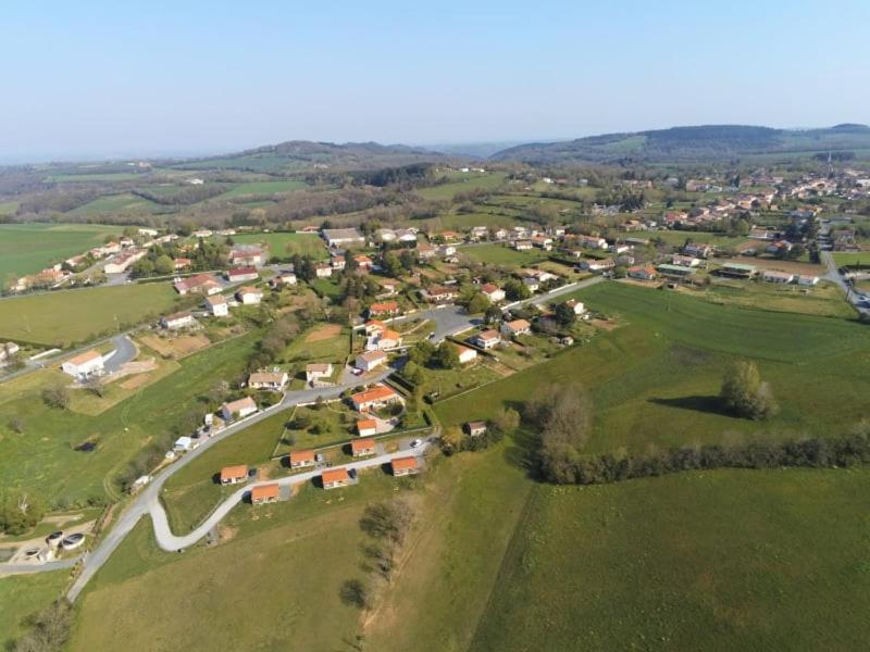 Les Chalets D Hermine Montredon-Labessonnié Exteriör bild